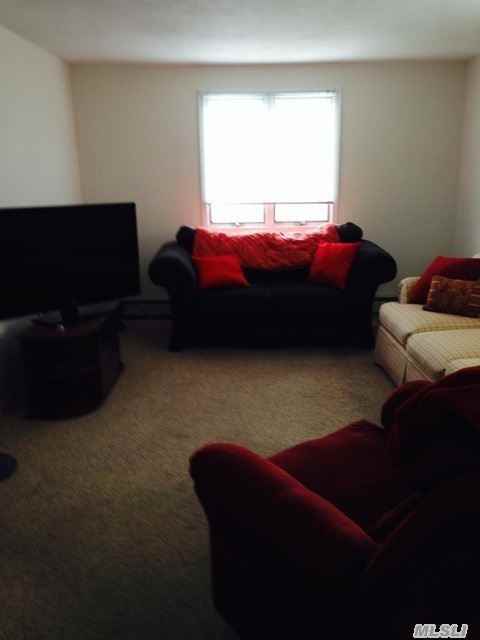 27 Deep Ln - Photo 2 of 12