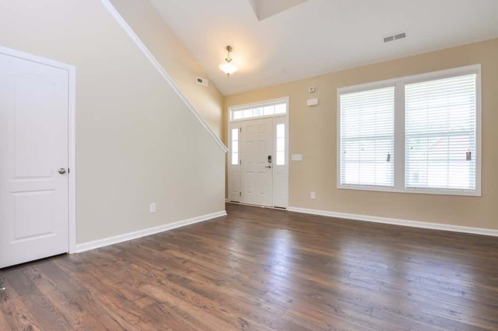 57 Mariners Point Way - Photo 2 of 23