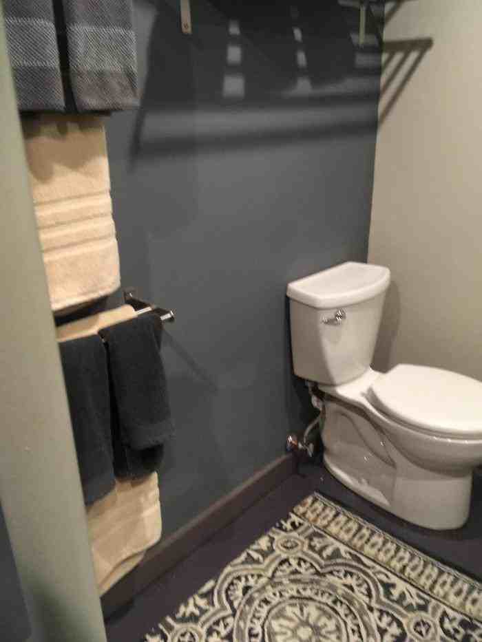 3400 Huntington Ave - Photo 3 of 10