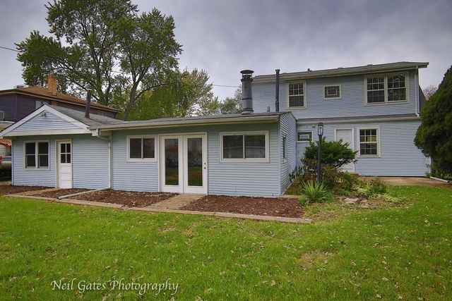 8015 84th Ct - Photo 3 of 20