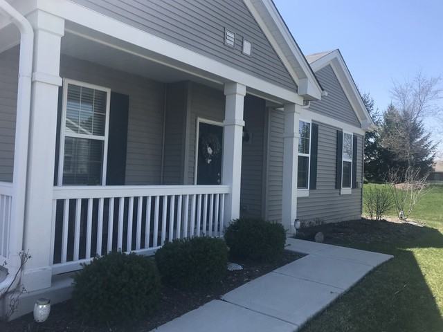 1628 Hannah Ln - Photo 2 of 28