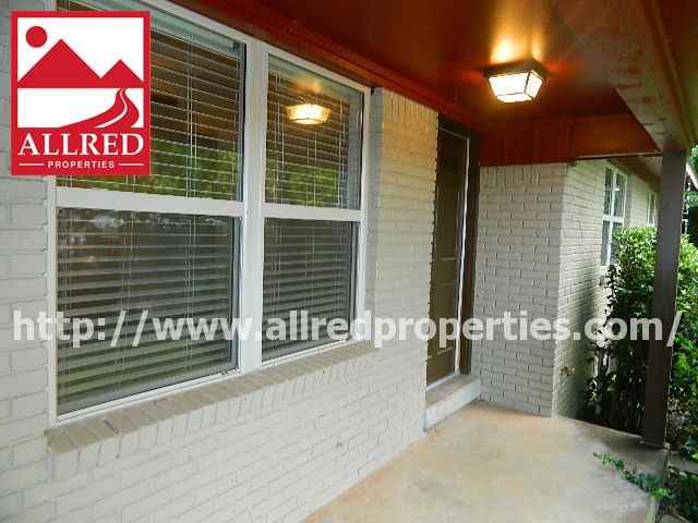 364 N Assembly Rd - Photo 2 of 10