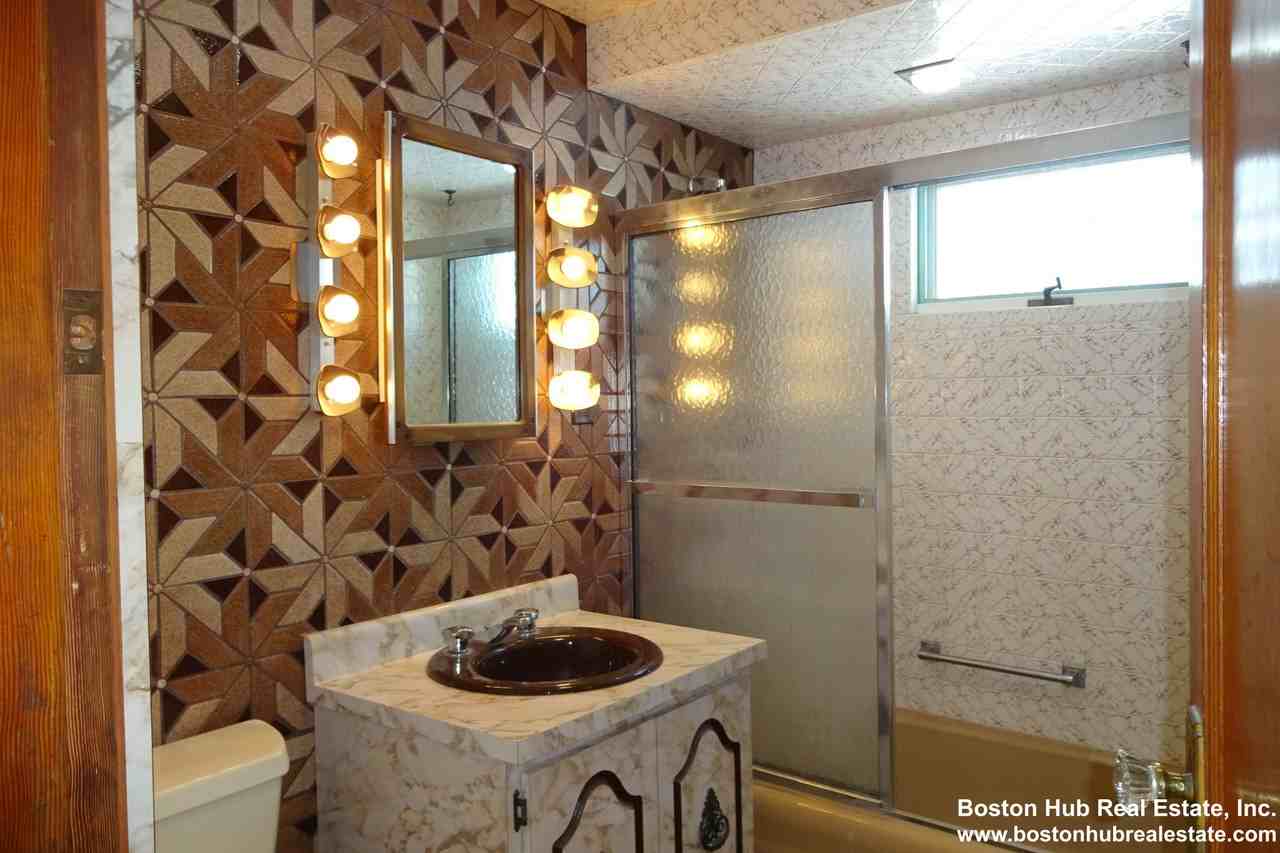 17 Newhall St 2 - Photo 3 of 11