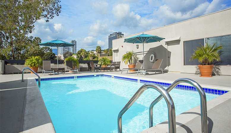 Ascent - Photo 5 of 26