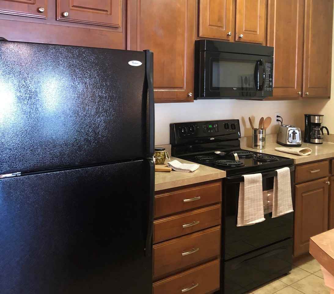 Cypress Pointe - Photo 4 of 34