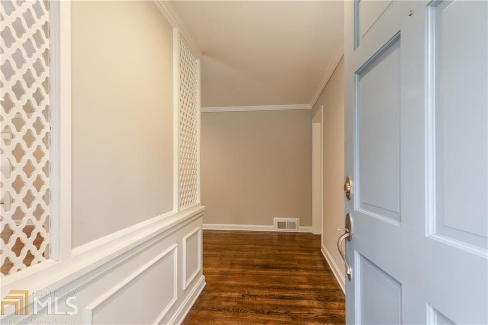 1630 Moores Mill Rd NW - Photo 3 of 31