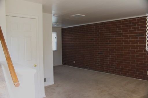 321 Cumberland St - Photo 2 of 7