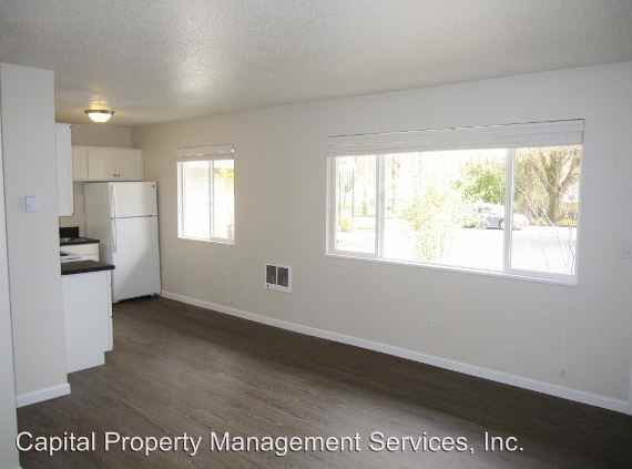 8820 N Ivanhoe St - Photo 2 of 11