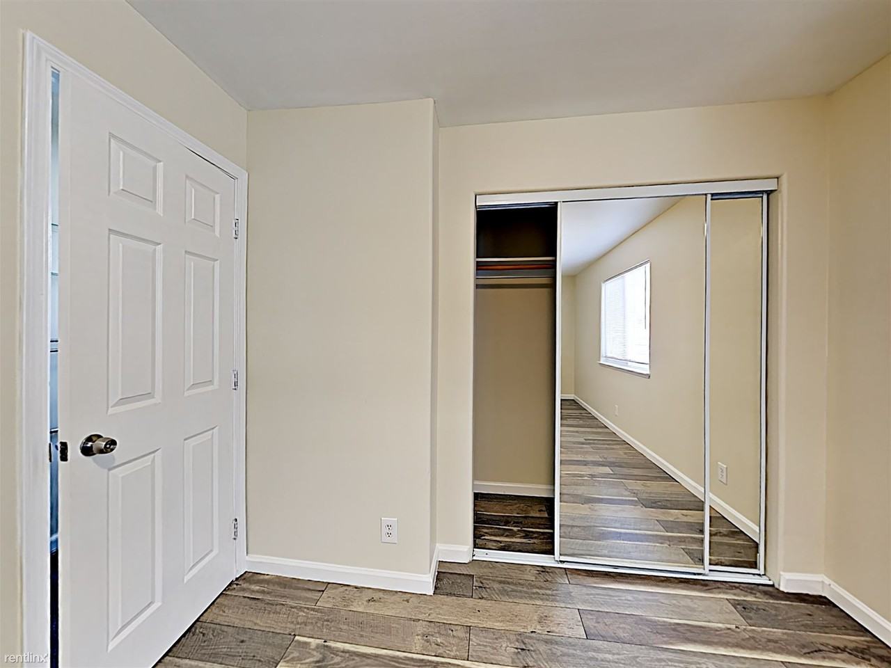 1723 34th Ave - Photo 3 of 12