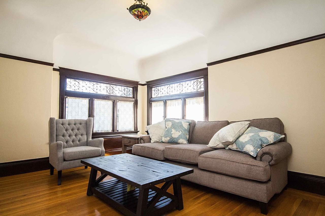 Traditional Temescal craftsman with deck Apartments in Oakland, CA Zumper