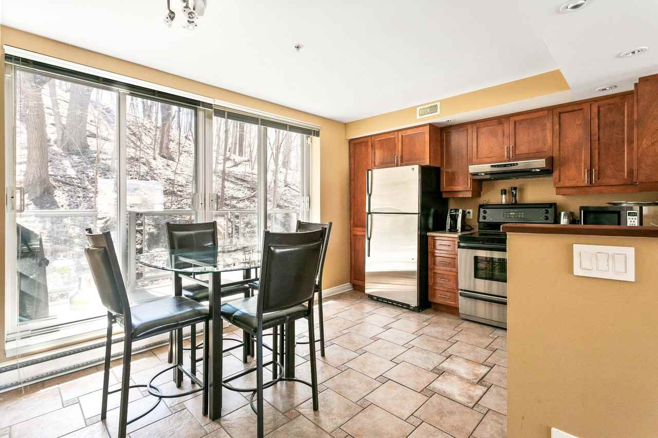 4410 Ch de la Côte-des-Neiges - Photo 3 of 15