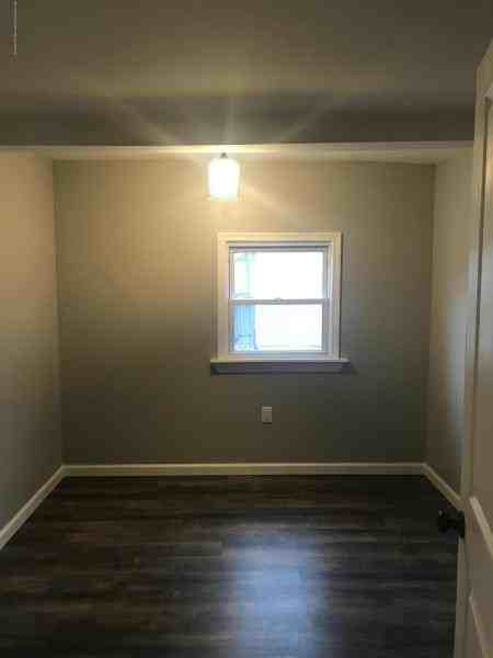 67 Passaic St - Photo 3 of 10