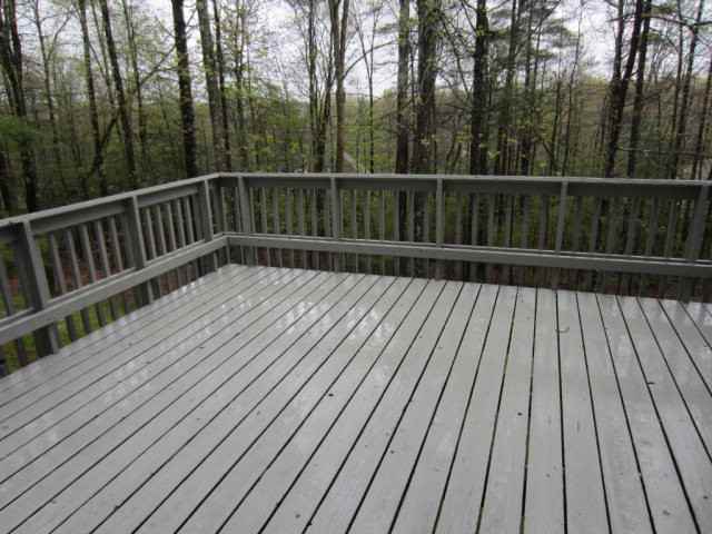 208 Dogwood Ct - Photo 2 of 21