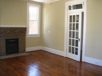 1404 Victoria Street - Photo 3 of 6