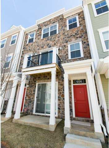 The Townes at Mill Run - Photo 2 of 28