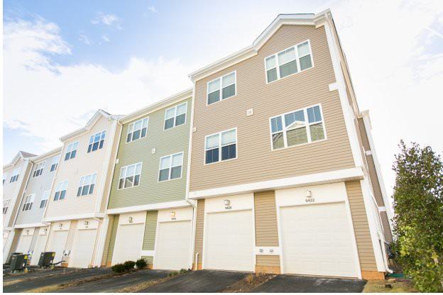 The Townes at Mill Run - Photo 3 of 28