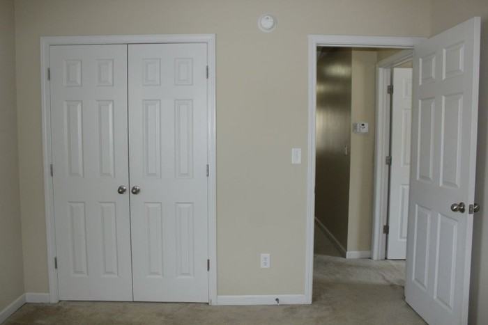 1413 Island Town Dr - Photo 3 of 14