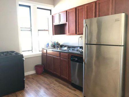 1226 Lincoln Place #a4