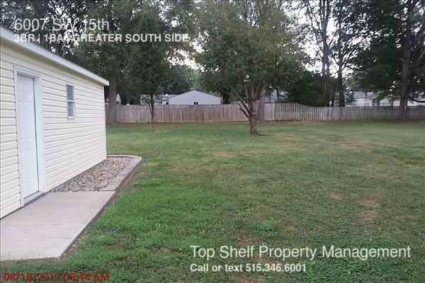 6007 SW 15th St - Photo 3 of 9