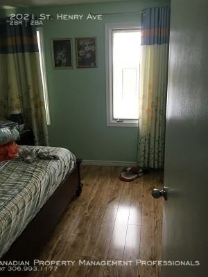 2021 St. Henry Ave - Photo 3 of 18