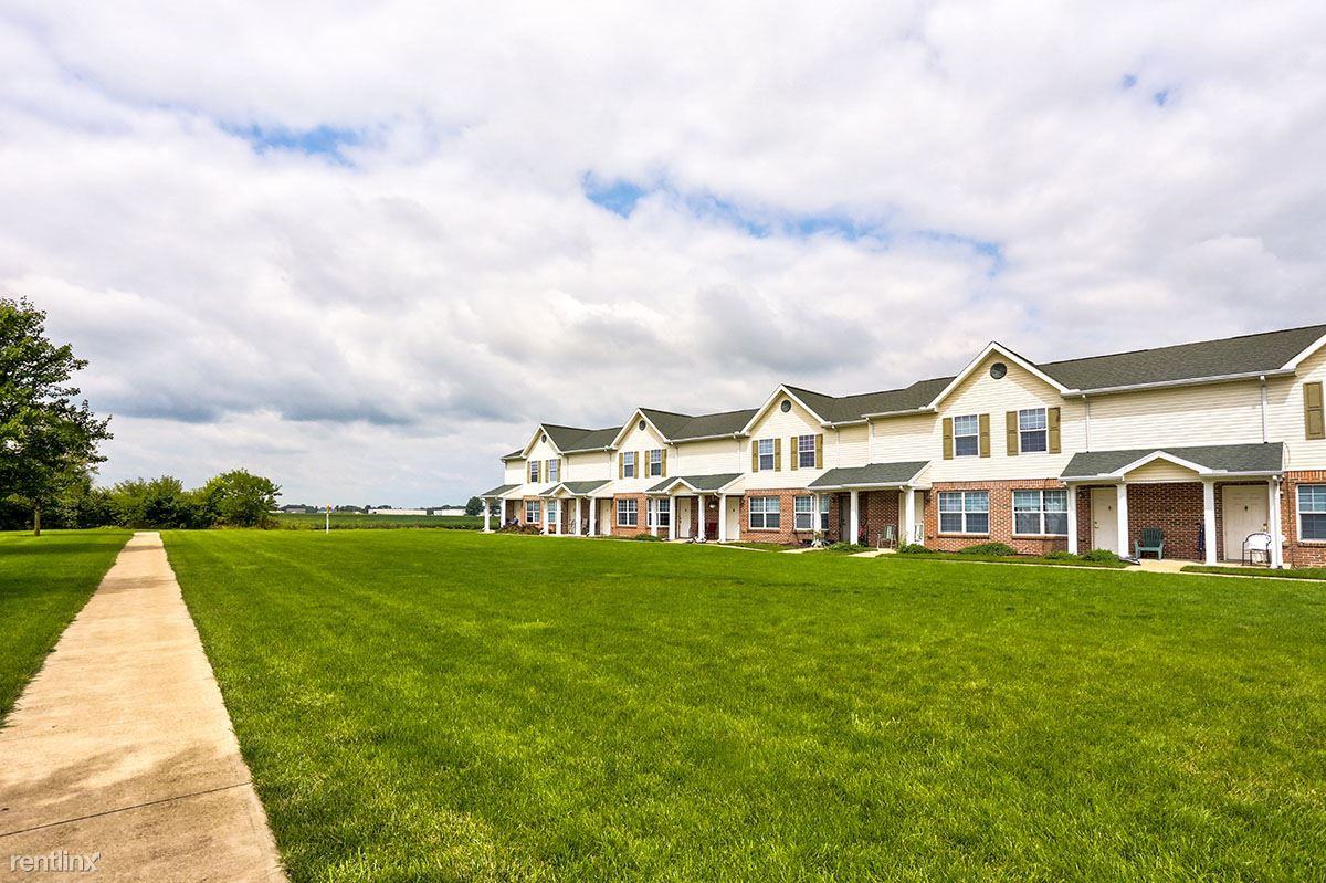 Laurel Terrace - Photo 3 of 21