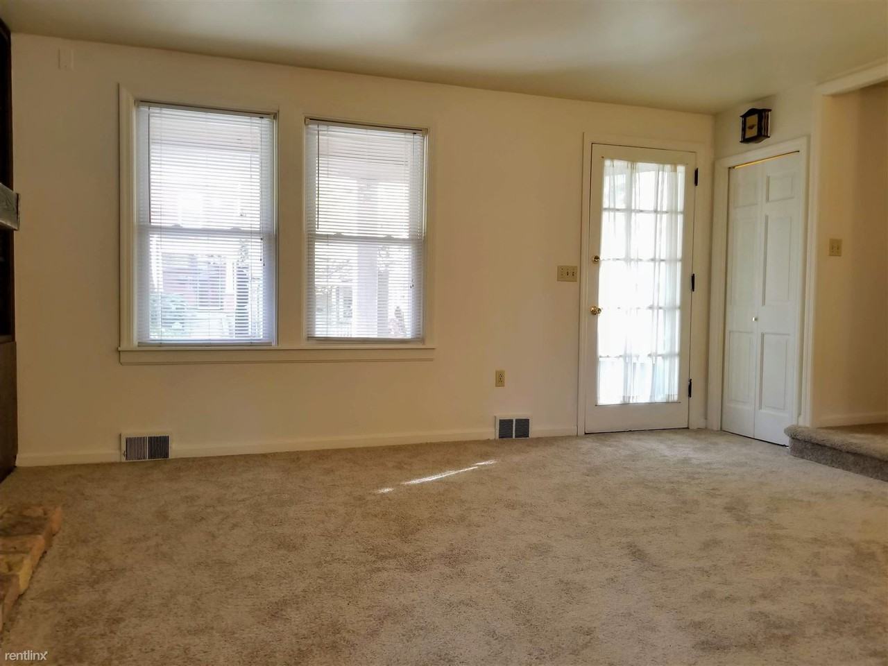 373 Hulton Road - Photo 3 of 13