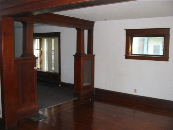 1611 Herbert St - Photo 3 of 23