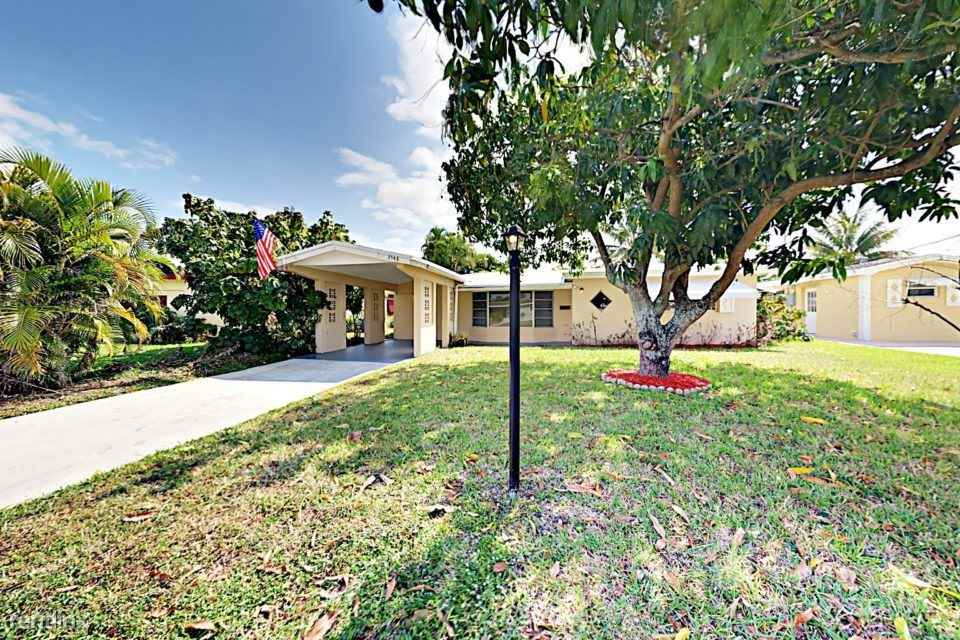 3548 NW 38th Ave - Photo 3 of 16