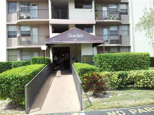 Tower Club II - Photo 3 of 8