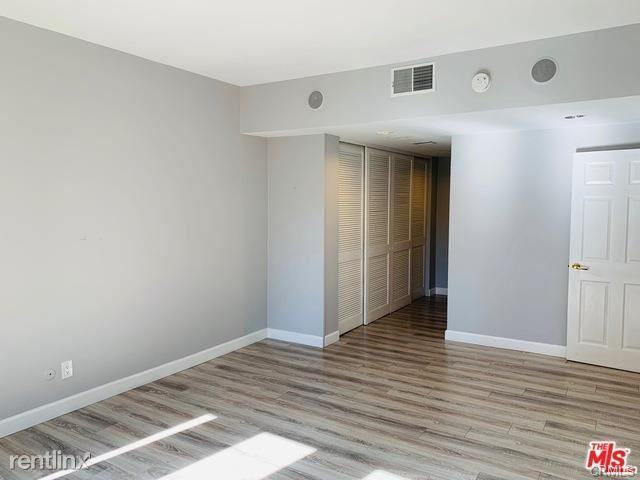 960 San Pasqual St - Photo 2 of 10