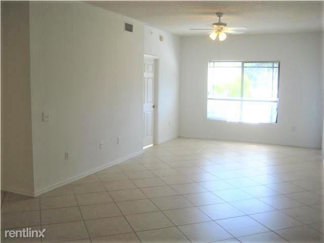 2917 Tuscany Ct - Photo 3 of 7