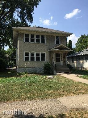 919 19th Ave SE - Photo 2 of 4