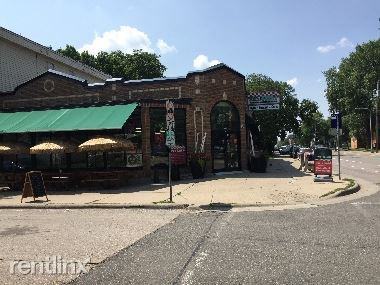 919 19th Ave SE - Photo 3 of 4