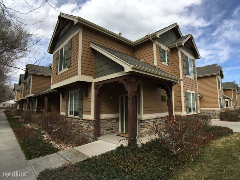 607 Cowan St