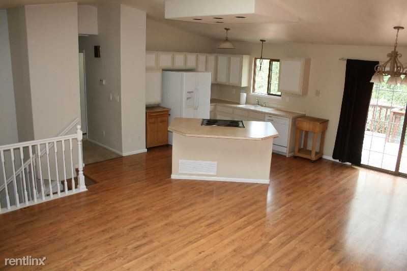 Deweese St - Photo 2 of 31