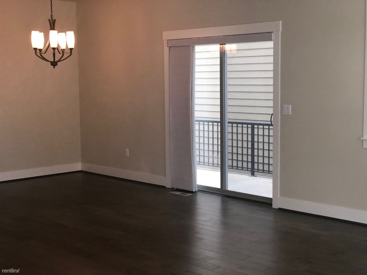 11133 SW Berlin Ave - Photo 2 of 12