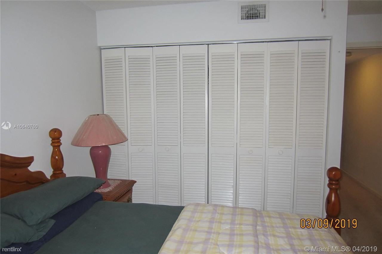 11034 SW 15th Manor - Photo 3 of 3