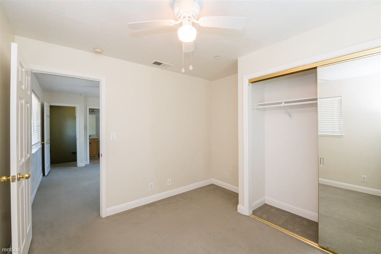 Atria Haus - Photo 3 of 41