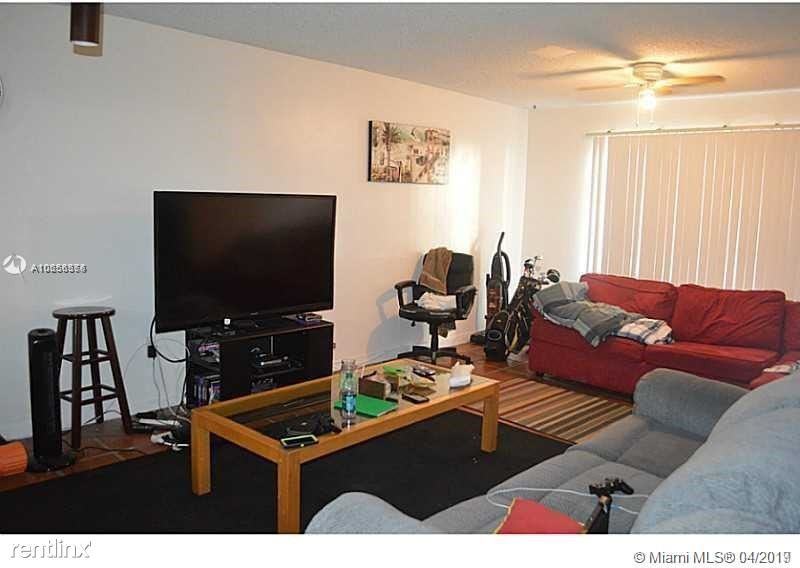 11905 NE 2nd Ave - Photo 3 of 10