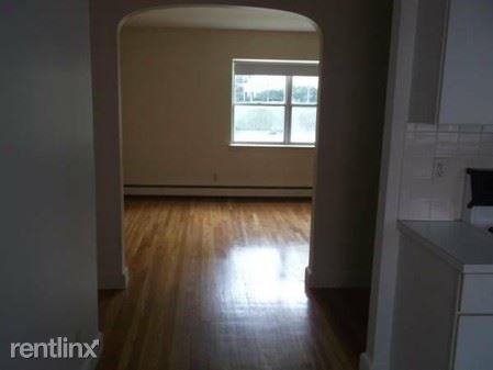 9 Wesley St - Photo 2 of 5