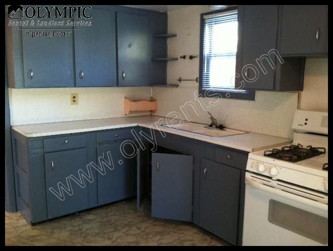 1973 Thurston Ave NE - Photo 2 of 9