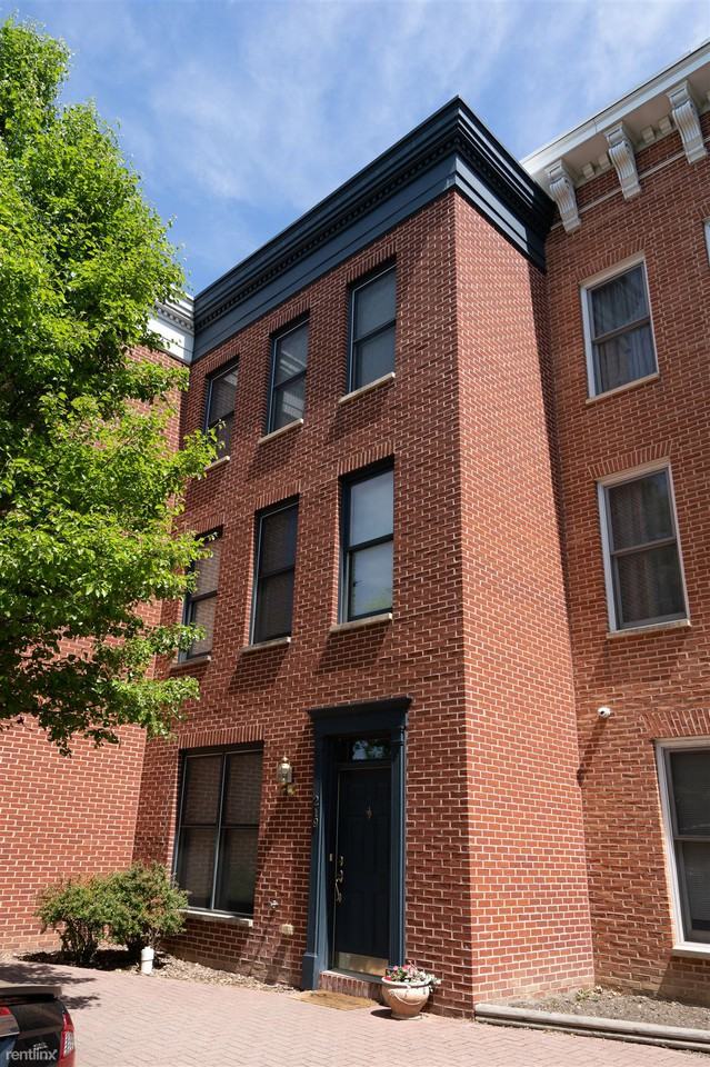 219 South Fremont Avenue - Photo 2 of 14