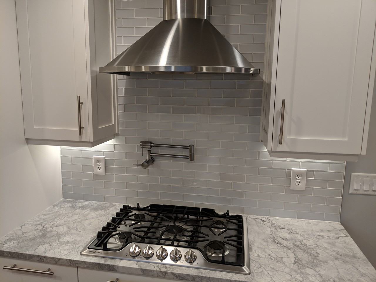 1357 Thornton Ave E - Photo 3 of 16