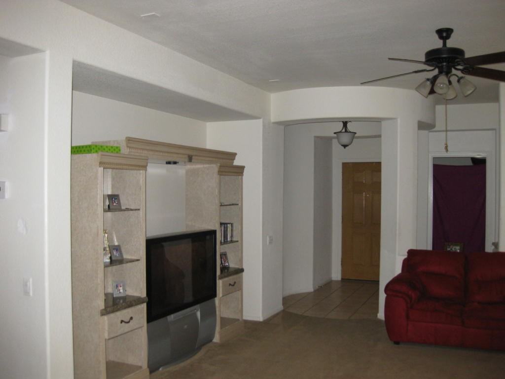 9225 W Milkweed Loop - Photo 2 of 7