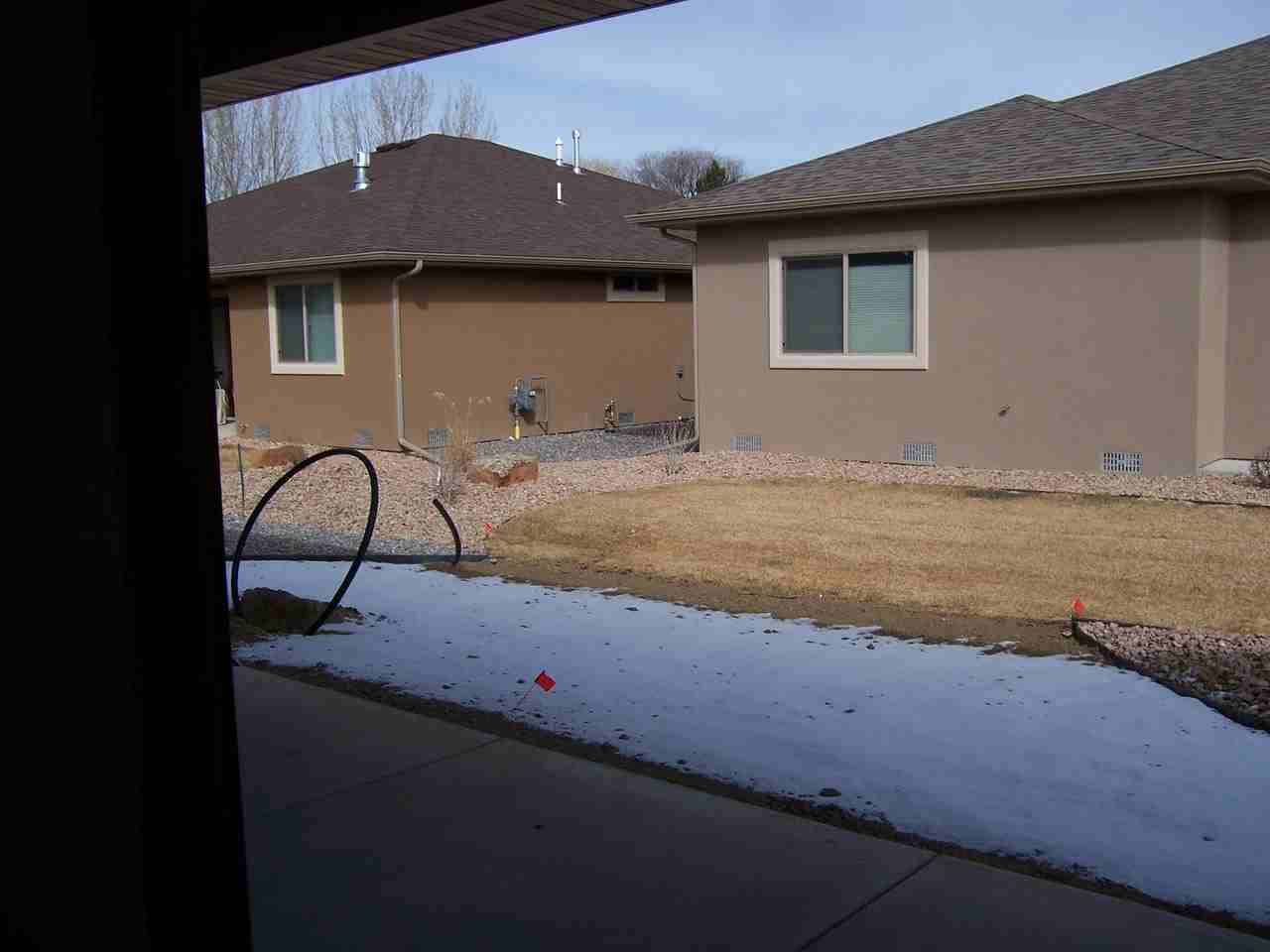 1238 Peppertree Dr - Photo 3 of 4