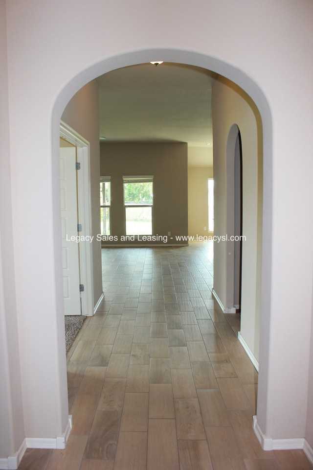 17614 E 45th Pl - Photo 3 of 23