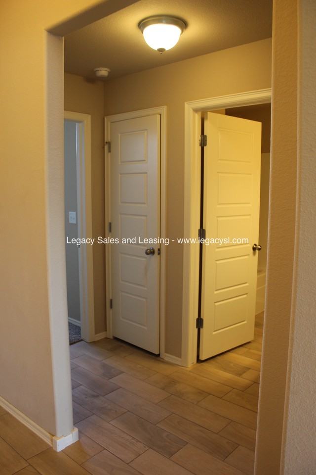 17614 E 45th Pl - Photo 4 of 23