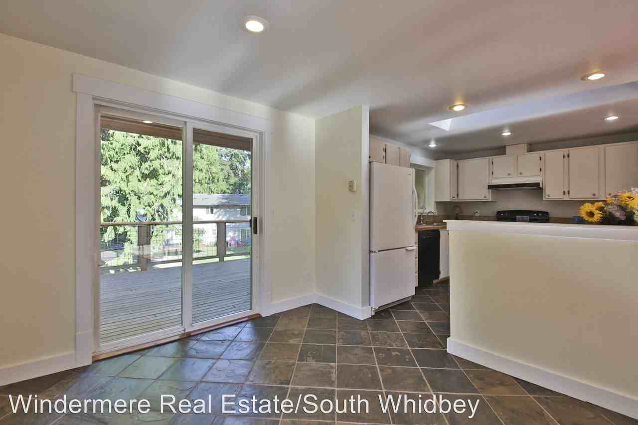 8126 Lopez Dr - Photo 2 of 50