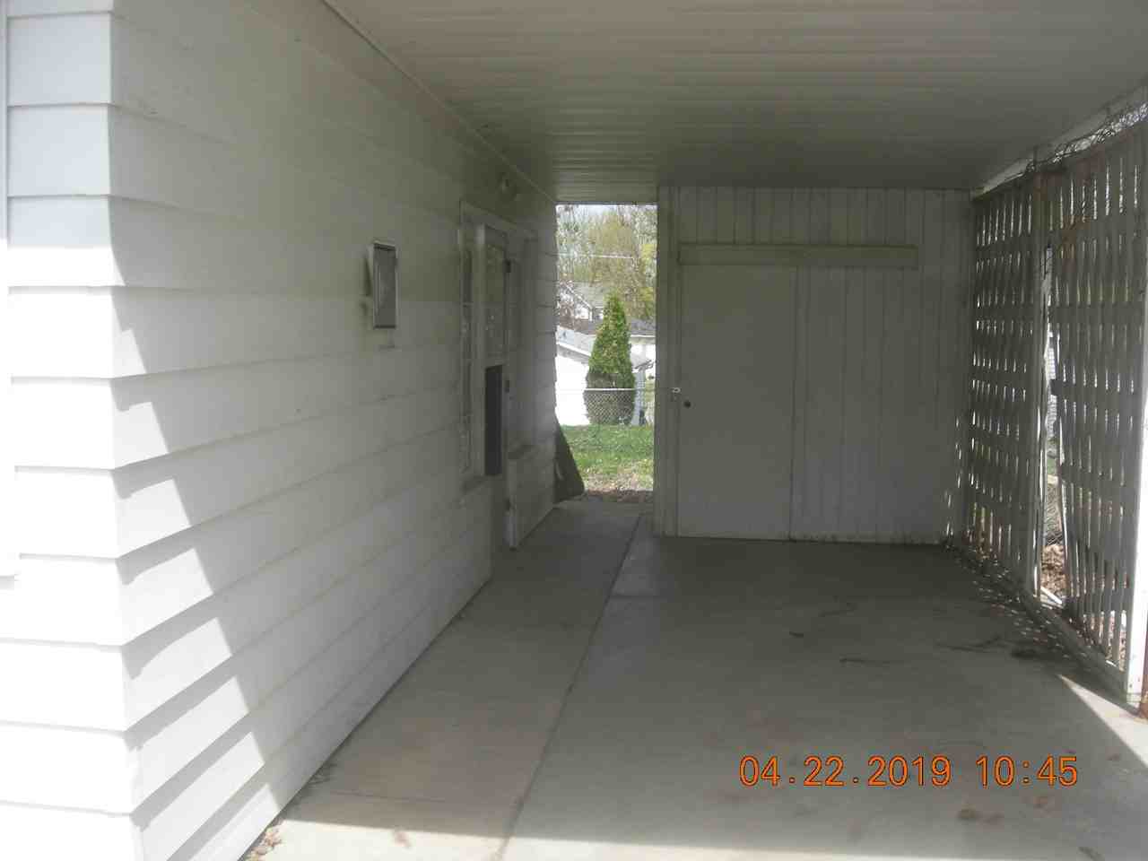 2110 Otto St - Photo 2 of 9