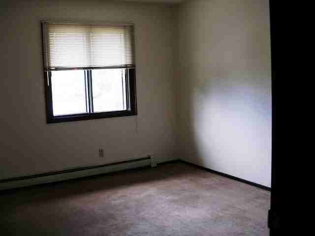 1199 N 4Th St - Photo 3 of 31